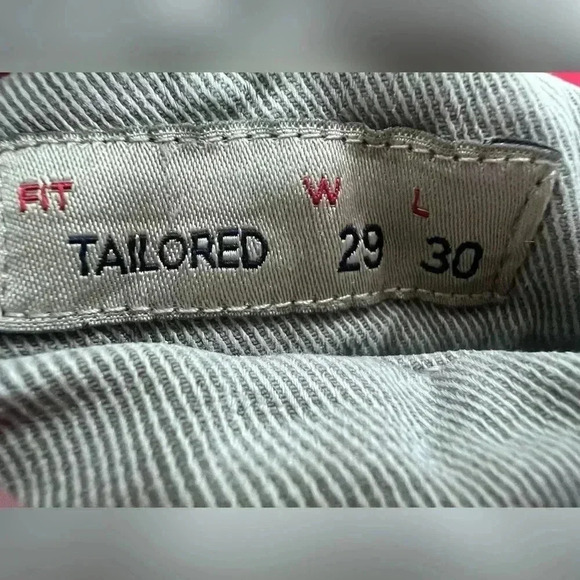 Faherty
Coastline Stretch Chino Mountain Olive Size 29 (30”
Inseam) - Picture 7 of 8